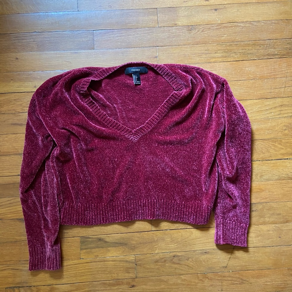 Crop velvet sweater